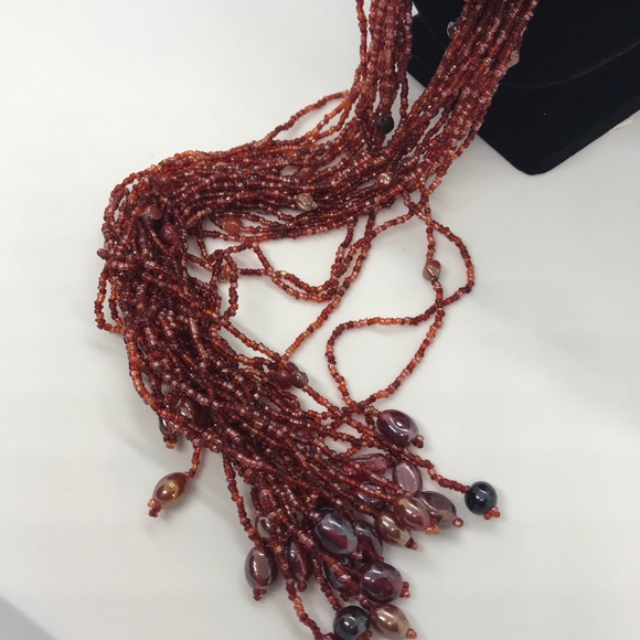 Red Beaded Lariat Artisan Necklace - Picture 4 of 4